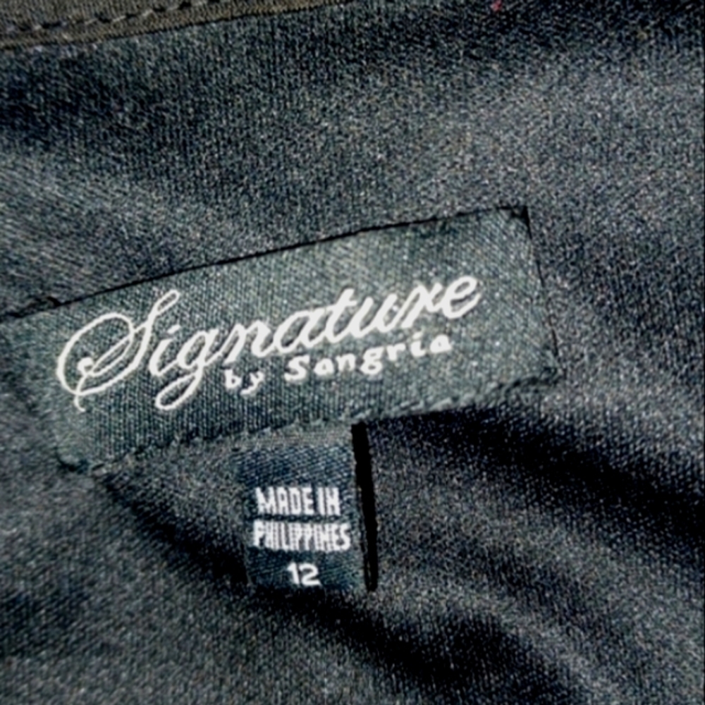 Signature Black Halter Handkerchief Dress - Picture 4 of 4